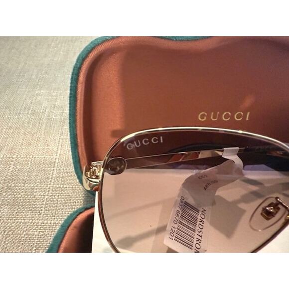 Women's Gucci Cut Out Square Sunglasses Gold Frame - Picture 2 of 4